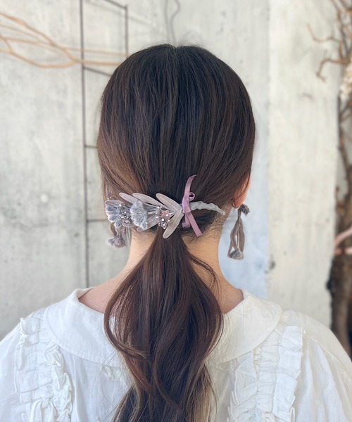 m.soeur(エムスール)の「ミモザの花束バレッタ(バレッタ/ヘアクリップ・レディース・グリーン/グレー/ブラック・FREE)」の1枚目の写真