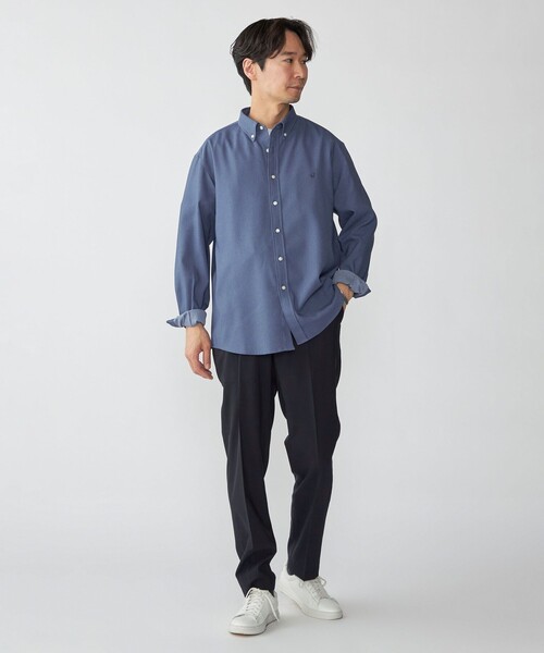 SHIPS(シップス)の「【WEB限定】SHIPS: ワンポイント ロゴ ライト デニムライク ツイル ボタンダウン シャツ(シャツ/ブラウス・メンズ・ネイビー/ブラック/ライトブルー・MEDIUM/SMALL/X-LARGE/LARGE)」の5枚目の写真