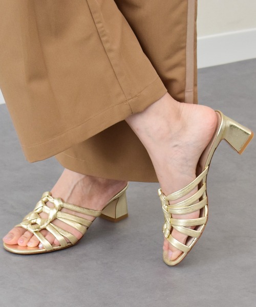 inter-chaussures（インターショシュール）の「【INTER-CHAUSSURES】ラウンドトウノットミュールサンダル(I52301)（サンダル・レディース・シルバー/ゴールド・35/36/37/39/38）」の2枚目の写真