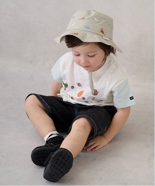 petit main（プティマイン）の「ペインターハーフパンツ（デニムパンツ・キッズ・オフホワイト/ブルー/チャコール・100cm/110cm/90cm/130cm/120cm/80ｃｍ）」の5枚目の写真