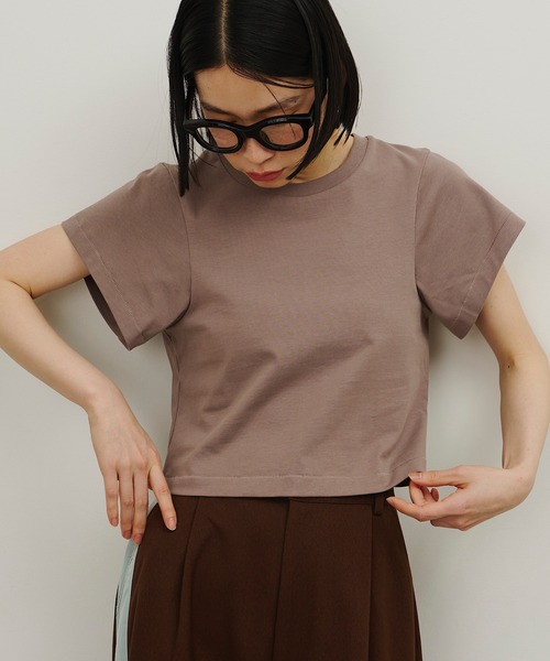 room153（ルームイチゴサン）の「カーブショートTシャツ【room153】（Tシャツ/カットソー・レディース・ホワイト/ブラック/モカ・1/0）」の15枚目の写真