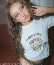 4GEEKs by SPIRALGIRL（フォーギークスバイスパイラルガール）の「【Sanrio characters/サンリオキャラクターズ】ハローキティ日焼けキティちびTシャツ（Tシャツ/カットソー）」