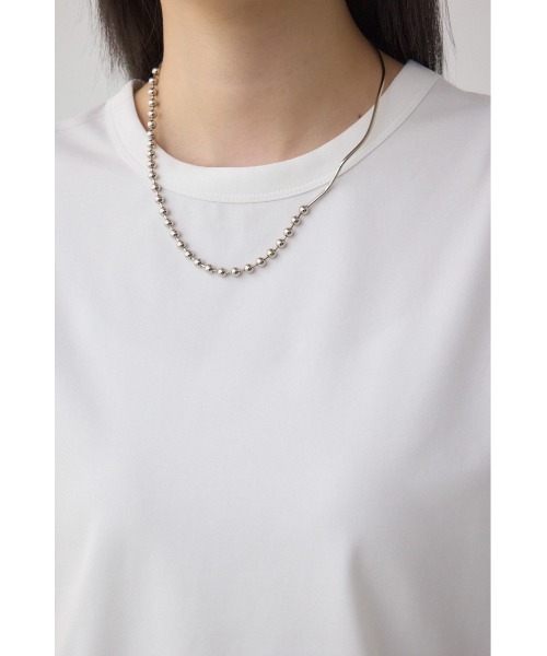 AZUL by moussy（アズールバイマウジー）の「ファインタッチTシャツ（Tシャツ/カットソー・レディース・ベージュ/ライム/ブラック/オフホワイト・SMALL/MEDIUM）」の12枚目の写真