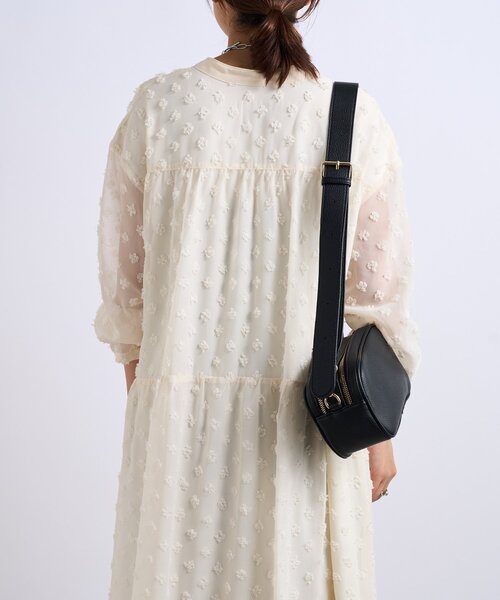 un dix cors（アンディコール）の「《1枚で華やか》ジャガードティアードワンピース（ワンピース・レディース・ブラック/ホワイト・FREE/S）」の3枚目の写真