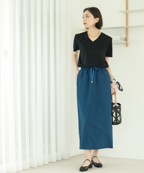OPAQUE.CLIP（オペークドットクリップ）の「リネンライクイージースカート【洗濯機洗い可／吸水速乾／接触冷感】（スカート・レディース・ブルー系その他/ブラック/ブラウン系その他・38/40）」の16枚目の写真