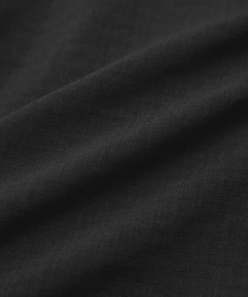 le cercle ADAM ET ROPE'(ルセルクルアダムエロペ)の「【セットアップ対応】タンブラーオックスバックフリルブラウス(シャツ/ブラウス・レディース・ライトグレー/チャコールグレー/ベージュ・FREE)」の10枚目の写真