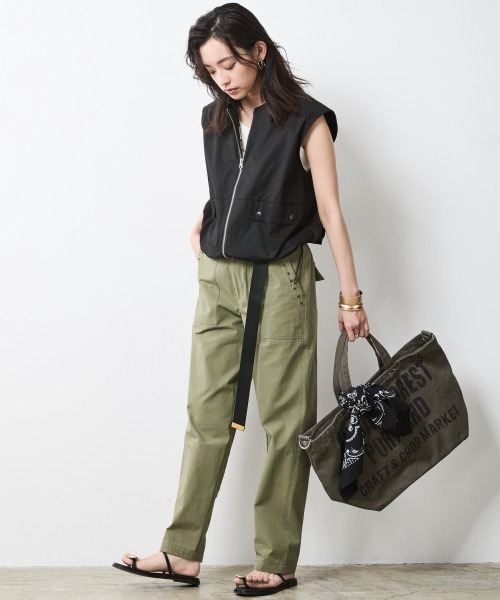 CHIC STYLE(シックスタイル)の「プリントトートバッグ シックスタイル(トートバッグ・レディース・チャコール/ブラウン/カーキ/グレー系/レオパード・FREE)」の6枚目の写真