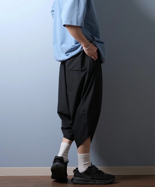 ムラサキスポーツ(ムラサキスポーツ)の「【ムラサキスポーツ限定】DEAR LAUREL/ディアローレル ロンパン/バルーンパンツ ストレッチ 接触冷感 D25S3107(その他パンツ・メンズ・ブラック/サックスブルー・M/L)」の5枚目の写真