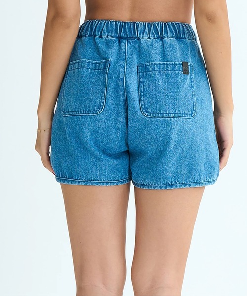 ROXY（ロキシー）の「BRING /ロキシードローコード付きウエストゴムデニムショートパンツ（その他パンツ・レディース・インディゴブルー/ブルー・SMALL/MEDIUM/LARGE）」の13枚目の写真