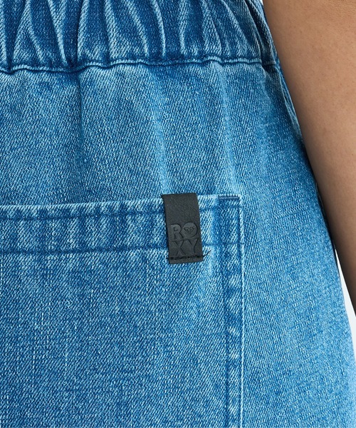 ROXY（ロキシー）の「BRING /ロキシードローコード付きウエストゴムデニムショートパンツ（その他パンツ・レディース・インディゴブルー/ブルー・SMALL/MEDIUM/LARGE）」の17枚目の写真