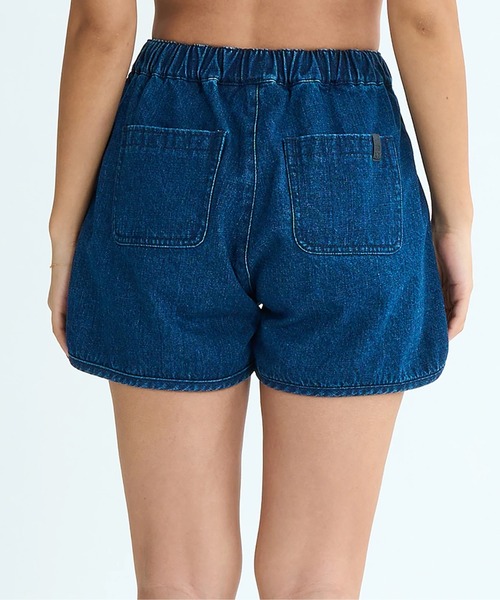 ROXY（ロキシー）の「BRING /ロキシードローコード付きウエストゴムデニムショートパンツ（その他パンツ・レディース・インディゴブルー/ブルー・SMALL/MEDIUM/LARGE）」の4枚目の写真