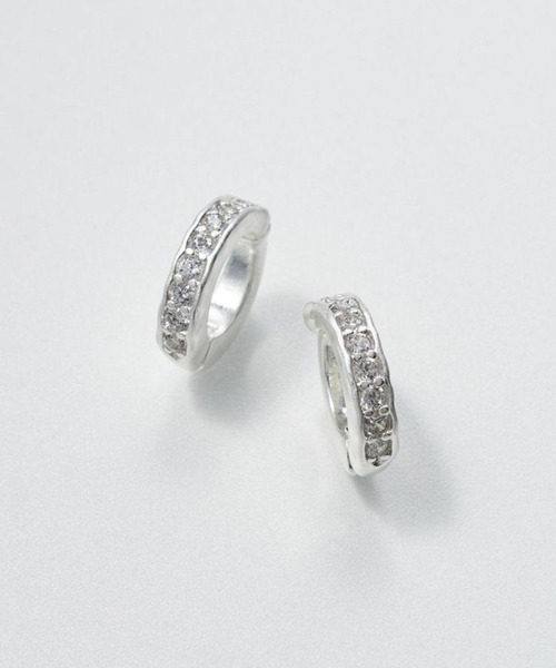 GOLDY（ゴールディ）の「【GOLDY】キュービックジルコニア フープ ワンタッチ イヤリング 2240506（イヤリング・レディース・シルバー/ゴールド/シルバー系1/ゴールド系その他・FREE）」の2枚目の写真