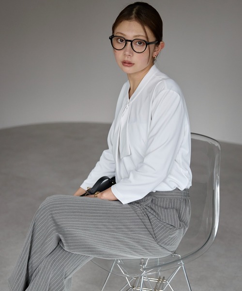etre pret(エトレプレ)の「多サイズ展開 ボウタイ風七分袖ブラウス(Tシャツ/カットソー・レディース・ブラック/ホワイト・LL/L/M/S/3L)」の19枚目の写真