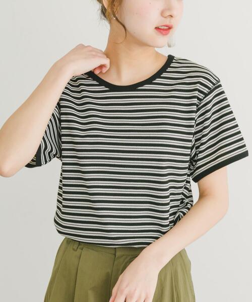ITEMS URBANRESEARCH（アイテムズ アーバンリサーチ）の「ハニカムワッフルボーダーTシャツ（Tシャツ/カットソー・レディース・ブラック/ブラウン/ブルー・FREE）」の17枚目の写真