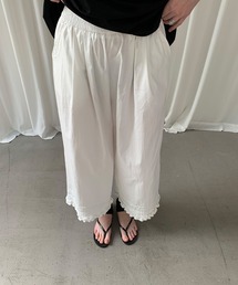 【LONSLAN】レース×フリルクロップドパンツ LONW25s028