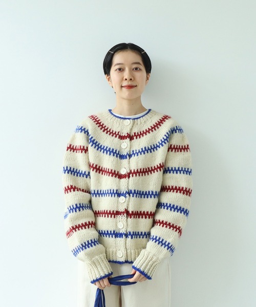PAR ICI(パーリッシィ)の「【WEB別注】ネパールハンドニット レールマルチボーダー 2WAY求心カーディガン(カーディガン/ボレロ・レディース・オフホワイト・FREE)」の6枚目の写真