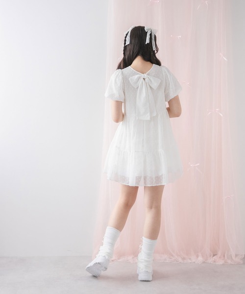 DearMyLoveRose(ディアマイラブローズ)の「シアードットチュニックティアードワンピース【大きいサイズ有り】(シャツワンピース・レディース・ホワイト/ベビーピンク/ブラック/ブルー・MEDIUM/LARGE/LL/3L)」の7枚目の写真