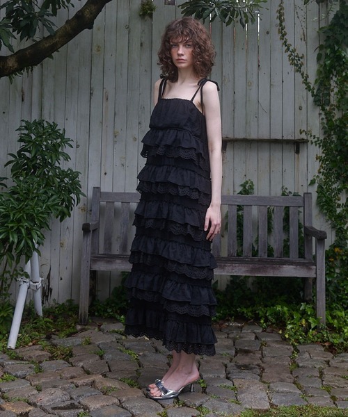 Lil Ambition(リルアンビション)の「コットンレースワンピース(ワンピース・レディース・ホワイト/ブラック・S/M)」の4枚目の写真