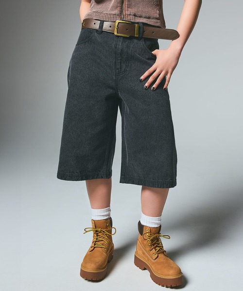 X-girl(エックスガール)の「FADED HALF PANTS(その他パンツ・レディース・ブラック/ブラウン・S/M)」の2枚目の写真