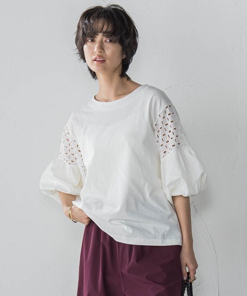 MAYSON GREY(メイソングレイ)の「【WEB限定】刺繍レーススリーブプルオーバー≪洗濯機で洗える≫(Tシャツ/カットソー・レディース・ホワイト/ブラック・M)」の2枚目の写真