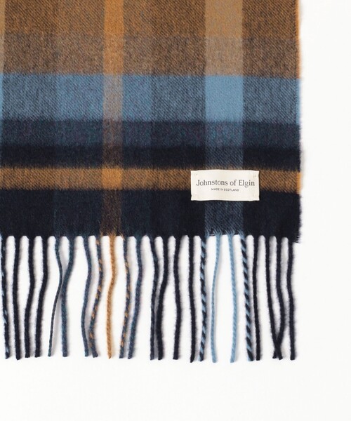 Johnstons of Elgin（ジョンストンズオブエルガン）の「Johnstons of Elgin / カシミヤ ブロックチェック マフラー（マフラー・メンズ・インディゴブルー・ONE SIZE）」の3枚目の写真