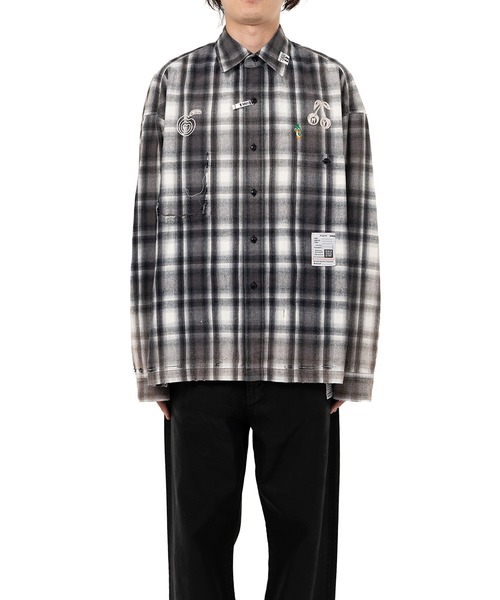 Maison MIHARA YASUHIRO(メゾンミハラヤスヒロ)の「Vintage Like Check Shirt(シャツ/ブラウス・メンズ・ブラック/レッド・46/44/48)」の4枚目の写真
