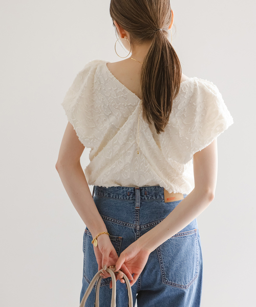 Noble（ノーブル）の「【洗える】レオパードジャガードデコルテVブラウス（シャツ/ブラウス・レディース・ホワイト系その他/キャメル・FREE）」の10枚目の写真