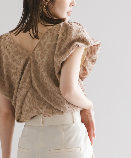 Noble（ノーブル）の「【洗える】レオパードジャガードデコルテVブラウス（シャツ/ブラウス・レディース・ホワイト系その他/キャメル・FREE）」の21枚目の写真