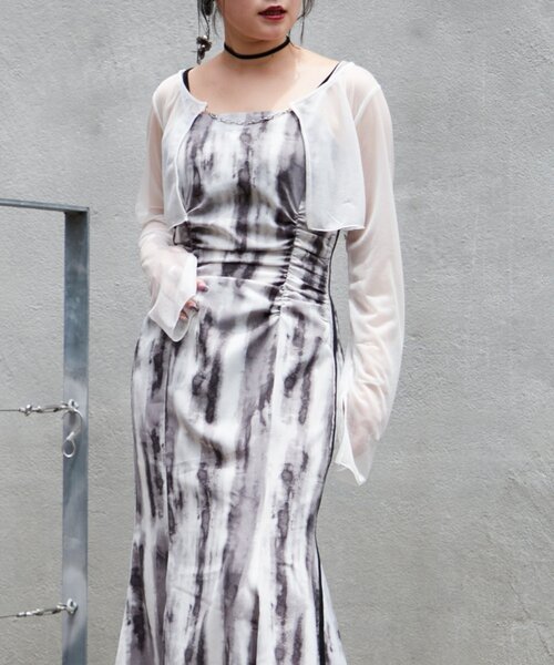 Mavie..7（メヴィセットゥ）の「【Mavie..7】フロントチェーンシアーカーデ（Tシャツ/カットソー・レディース・ブラック/オフホワイト・FREE）」の5枚目の写真