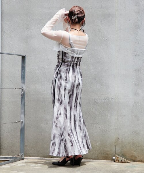 Mavie..7（メヴィセットゥ）の「【Mavie..7】フロントチェーンシアーカーデ（Tシャツ/カットソー・レディース・ブラック/オフホワイト・FREE）」の10枚目の写真