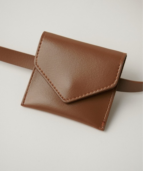 LARUTA(ラルータ)の「【LARUTA】レターミニBAG付きベルト(ベルト・レディース・ブラック/キャメル・FREE)」の11枚目の写真