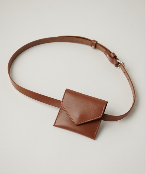 LARUTA(ラルータ)の「【LARUTA】レターミニBAG付きベルト(ベルト・レディース・ブラック/キャメル・FREE)」の10枚目の写真