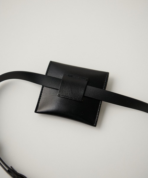 LARUTA(ラルータ)の「【LARUTA】レターミニBAG付きベルト(ベルト・レディース・ブラック/キャメル・FREE)」の6枚目の写真