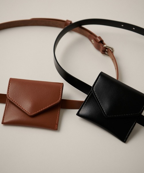 LARUTA(ラルータ)の「【LARUTA】レターミニBAG付きベルト(ベルト・レディース・ブラック/キャメル・FREE)」の3枚目の写真