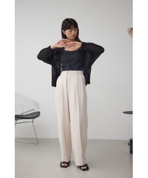 AZUL by moussy(アズールバイマウジー)の「C/T 2タックイージースラックス(スラックス・レディース・ブラック/アイボリー/グレー・SMALL/MEDIUM)」の5枚目の写真