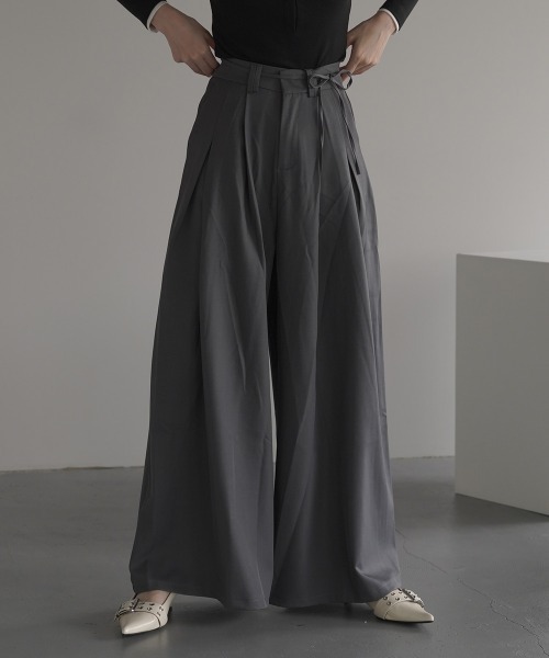 Clum（クルム）の「2-pleat wide slacks pants skirsla pants / 2タックワイドスラックスパンツ スカスラパンツ（スラックス・レディース・ブラック/グレー/ブラウン・SMALL/MEDIUM/LARGE）」の13枚目の写真