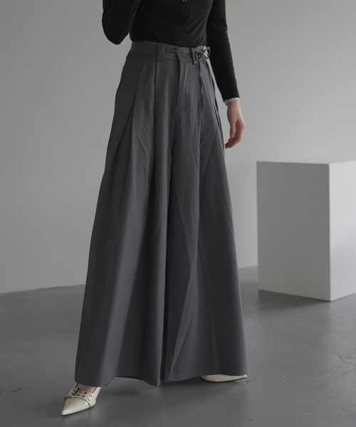 Clum（クルム）の「2-pleat wide slacks pants skirsla pants / 2タックワイドスラックスパンツ スカスラパンツ（スラックス・レディース・ブラック/グレー/ブラウン・SMALL/MEDIUM/LARGE）」の14枚目の写真