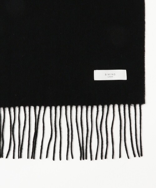 B:MING by BEAMS（ビーミングバイビームス）の「ウール ソリッド マフラー（ユニセックス）（マフラー・メンズ・レッド/ネイビー/ベージュ/ブラック・ONE SIZE）」の9枚目の写真