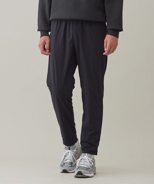 UNFILO(アンフィーロ)の「ハイストレッチムーブ ジョグパン(その他パンツ・レディース・ブラック系・SMALL/MEDIUM/LARGE/X-LARGE)」の1枚目の写真