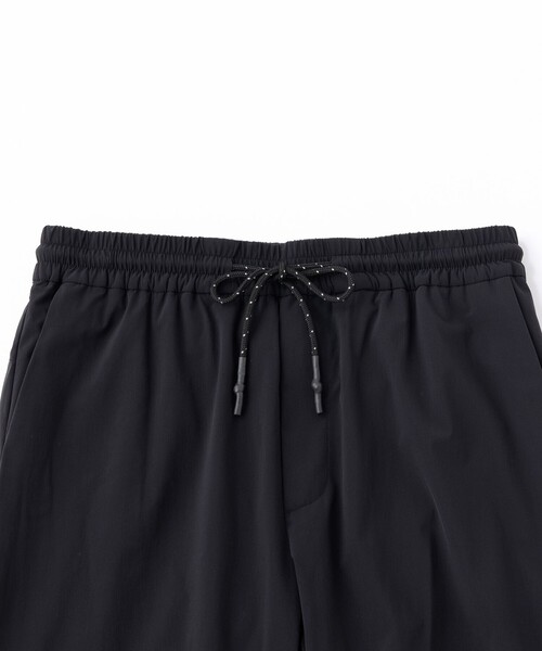 UNFILO(アンフィーロ)の「ハイストレッチムーブ ジョグパン(その他パンツ・レディース・ブラック系・SMALL/MEDIUM/LARGE/X-LARGE)」の3枚目の写真