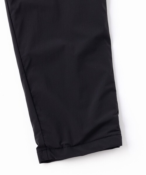 UNFILO(アンフィーロ)の「ハイストレッチムーブ ジョグパン(その他パンツ・レディース・ブラック系・SMALL/MEDIUM/LARGE/X-LARGE)」の2枚目の写真