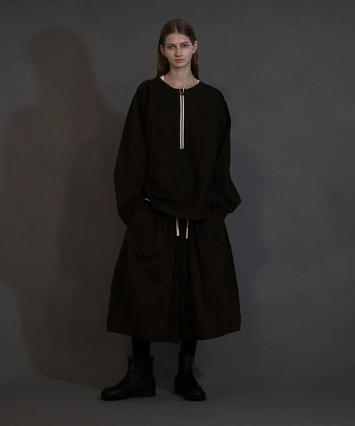 my beautiful landlet(マイビューティフルランドレット)の「【my beautiful landlet】 PONTE KNIT FRONT ZIP PULLOVER(その他トップス・メンズ・ホワイト/ブラック/カーキ/グレー・0/1)」の4枚目の写真