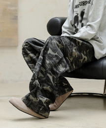 EFFECTION（エフェクション）の「【neos】ルーズシルエット 迷彩 カモフラージュ カーブ ワイド カーゴ パンツ（カーゴパンツ）」