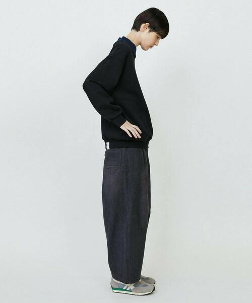 FRAPBOIS（フラボア）の「リブネックスウェット（スウェット・レディース・グレー/ブラック・1/2）」の15枚目の写真