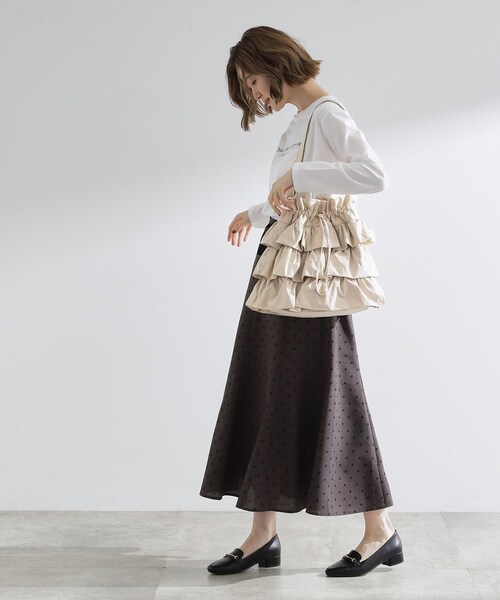 grove（グローブ）の「【撥水】ティアードドロストショルダー（ショルダーバッグ・レディース・ダークグレー/アイボリー/ブラック/ライトベージュ・00）」の6枚目の写真