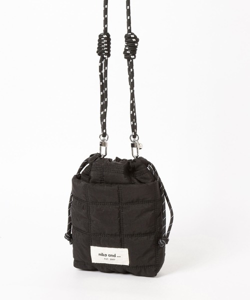 niko and...（ニコアンド）の「オリジナルキルト巾着ショルダーバッグ（ショルダーバッグ・レディース・ブラウン/レッド/アイボリー/ブラック/イエロー/その他1/ホワイト系その他/グリーン/ライトブルー/ブラック系その他・0）」の11枚目の写真