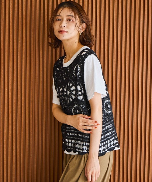 studio CLIP（スタディオクリップ）の「コットンクロシェレースノースリーブプルオーバー（ニット/セーター・レディース・ブラック/ナチュラル・FREE）」の3枚目の写真