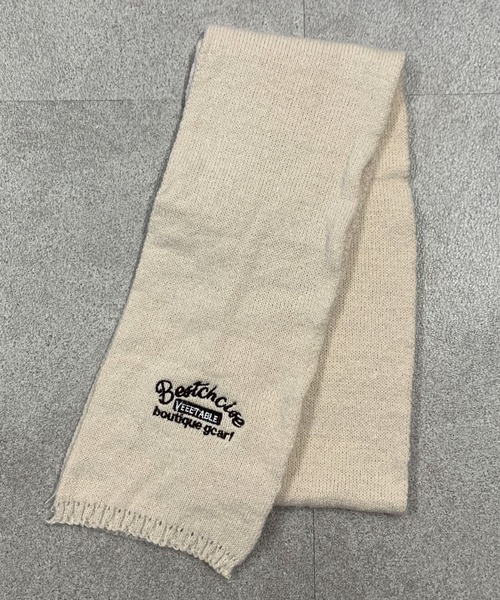 SHEPP（シープ）の「レタリング刺繍ニットマフラー（マフラー・レディース・アイボリー/レッド/グレー/ブラック/ベージュ・F）」の16枚目の写真