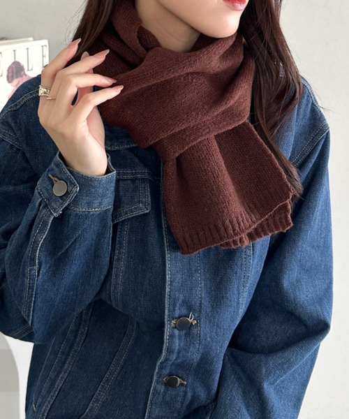 MYMOOD.(マイムード)の「13色展開 シンプルコンパクトマフラー(マフラー・レディース・ベージュ/ブルー/ブラック/アイボリー/ライトブルー/ライトグレー/ピンク/レッド/ワインレッド/キャメル/ブラウン/ダークブラウン/オレンジ/グレー/ライトベージュ・FREE)」の5枚目の写真