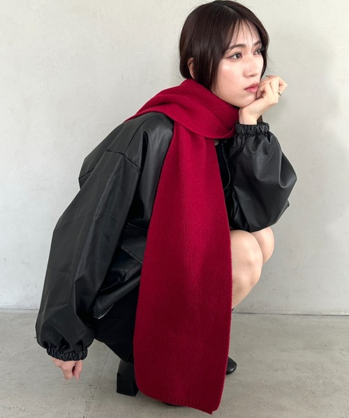 MYMOOD.(マイムード)の「13色展開 シンプルコンパクトマフラー(マフラー・レディース・ベージュ/ブルー/ブラック/アイボリー/ライトブルー/ライトグレー/ピンク/レッド/ワインレッド/キャメル/ブラウン/ダークブラウン/オレンジ/グレー/ライトベージュ・FREE)」の14枚目の写真